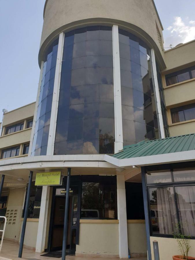 Maxoil Hotel Nanyuki Exterior foto